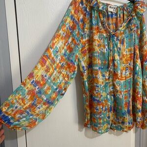 Bucket List Women’s Large Multicolor Women's Top Ruffle Neck Line Flowy Abstract